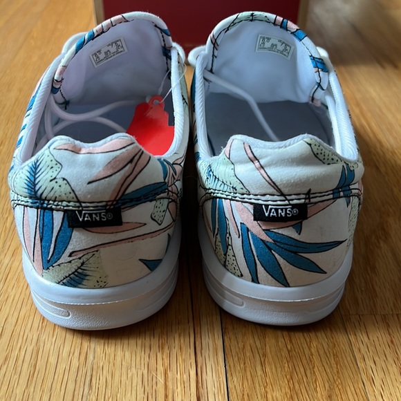 NWT Vans ISO 1.5 - Picture 2 of 5